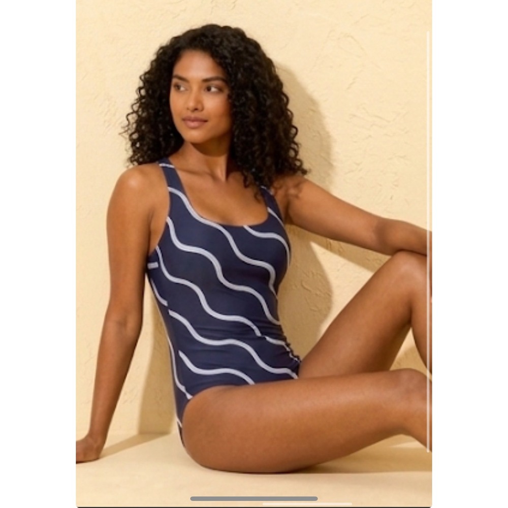 Shade & Shore Navy Blue Wavy Stripe One Piece Swimsuit XS 0-2 Nautical